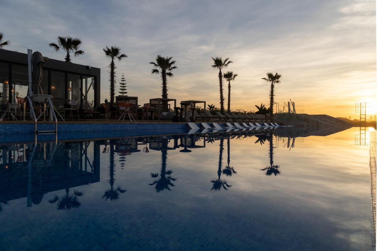 Pullman Mazagan Royal Golf & Spa Эль-Джадида Экстерьер фото Sunset at the pool